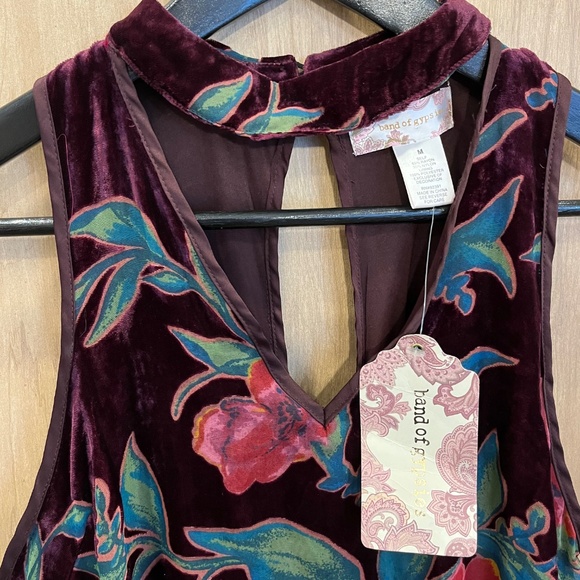 Velvet high neck mini dress - Picture 4 of 6